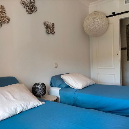 מנילבה Appartement Met Zeezicht En Vlakbij Het Strand מראה חיצוני תמונה