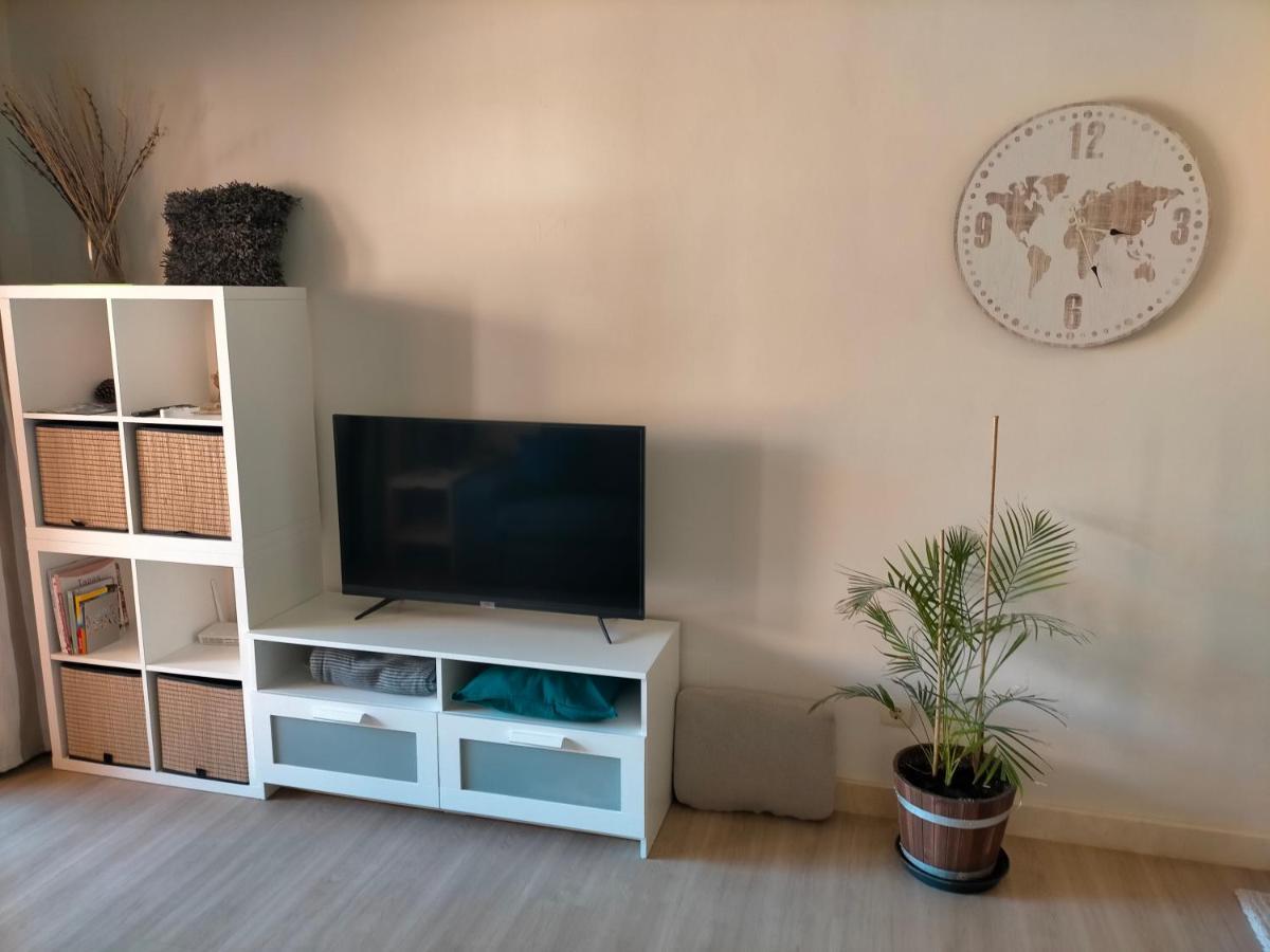 מנילבה Appartement Met Zeezicht En Vlakbij Het Strand מראה חיצוני תמונה